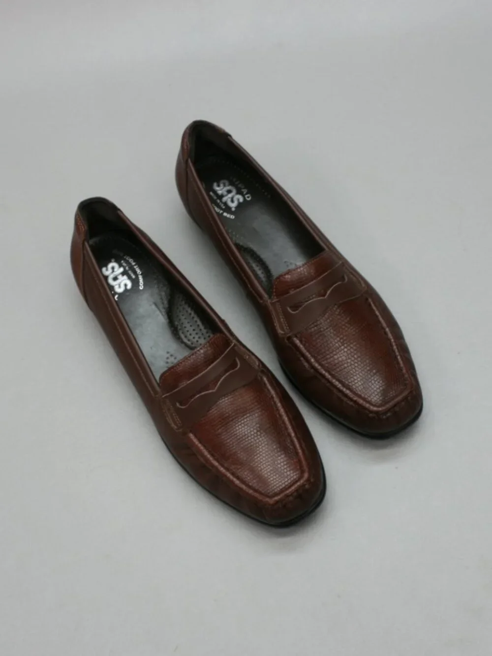 SAS Ladies 9 N Narrow Penny J Sienna Brown Leather Slip-on Shoes Loafers - USA